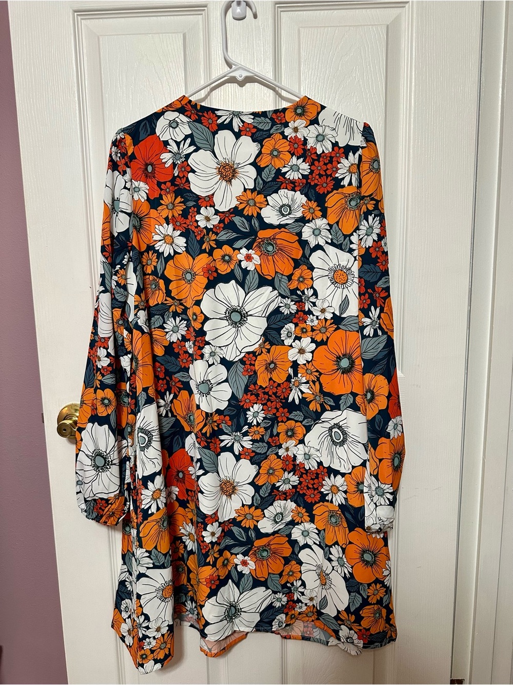 Boutique Dress Large Floral V-Neck Long Sleeve Dress in Orange and White NWOT - Picture 5 of 5
